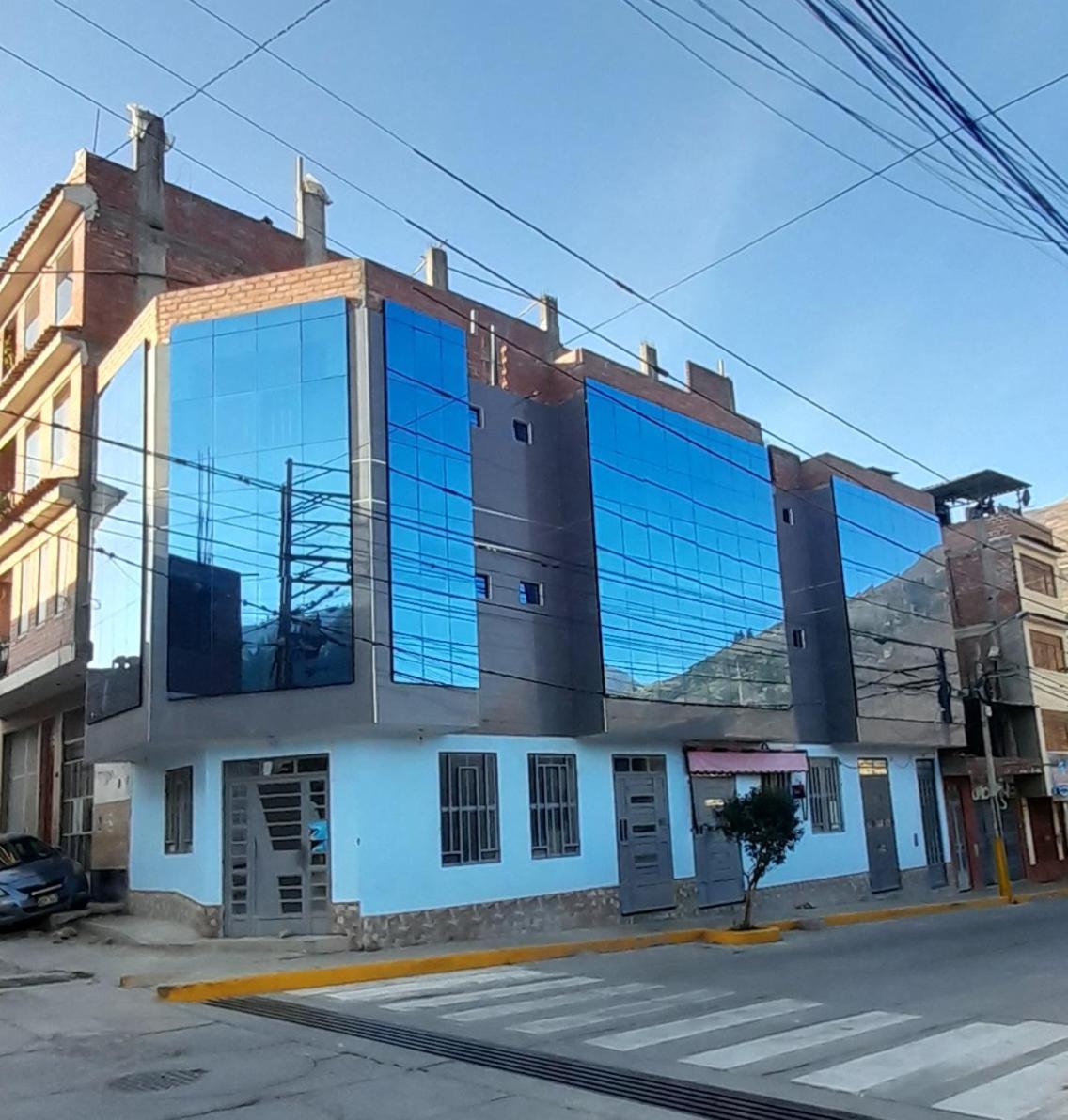 Hostal Pura Casta Hotell Carhuaz Exteriör bild