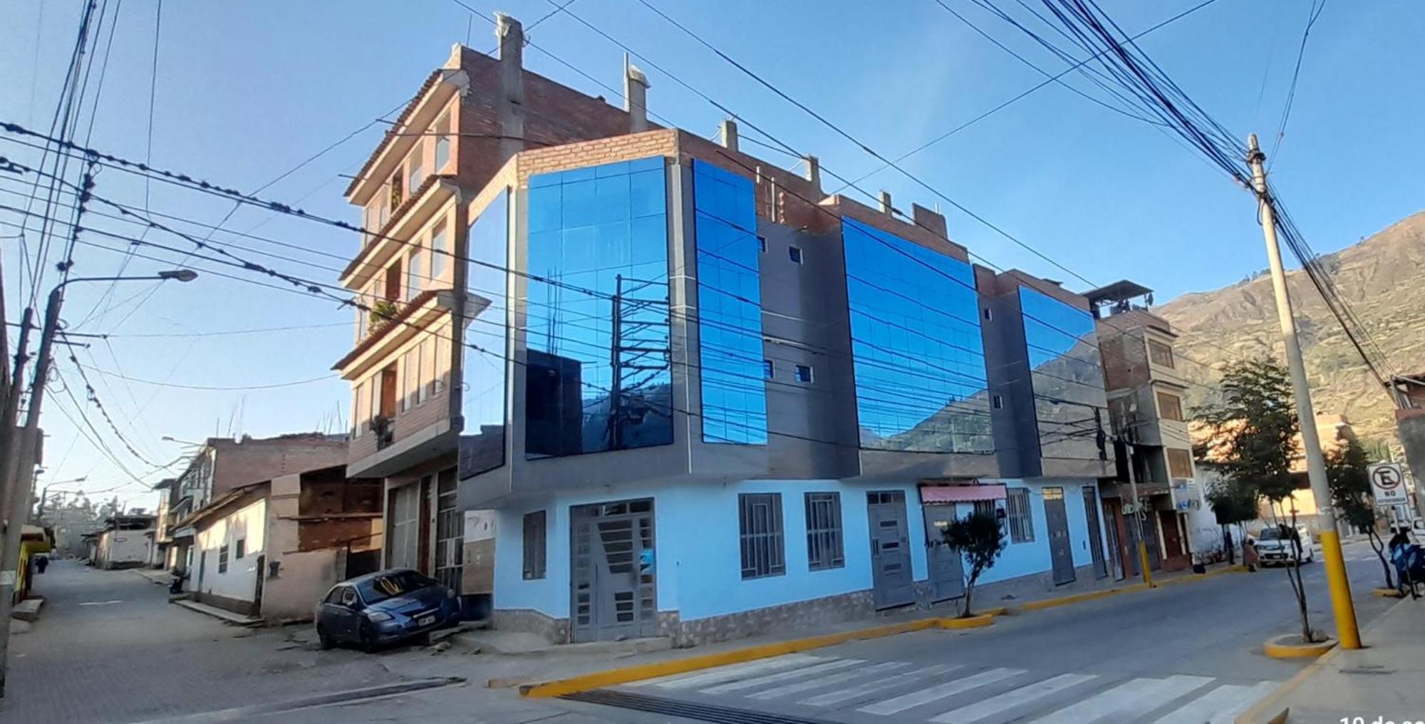 Hostal Pura Casta Hotell Carhuaz Exteriör bild